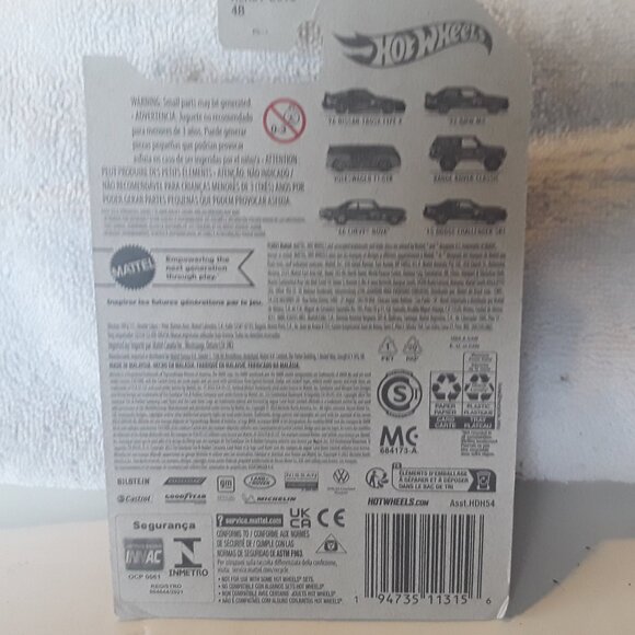 Hotwheels 55-2015 Dodge Challenger SRT sealed in package - Picture 4 of 4